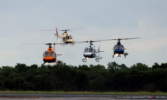 [Fotogalería] Invasión chilena en el aeropuerto de Resistencia; llegaron los helicópteros del Dakar