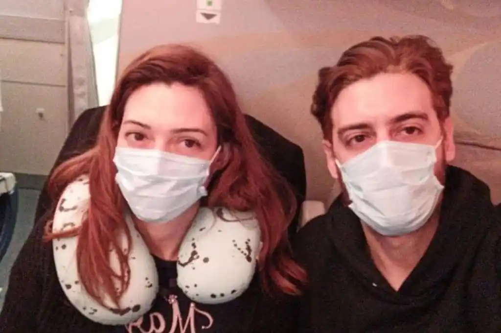 Dos argentinos volvieron de China y denunciaron falta de controles