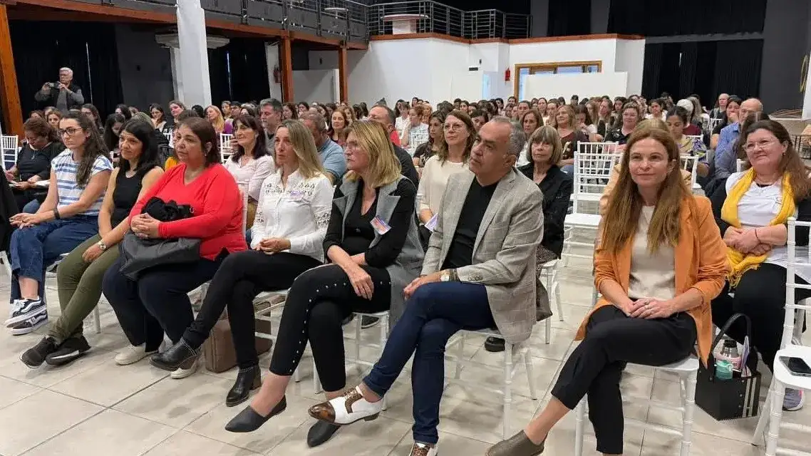 Brinkmann prepara su nuevo Congreso de Educación, este año bajo el lema “Pensar la escuela en clave de alfabetizaciones (des)enchufadas”