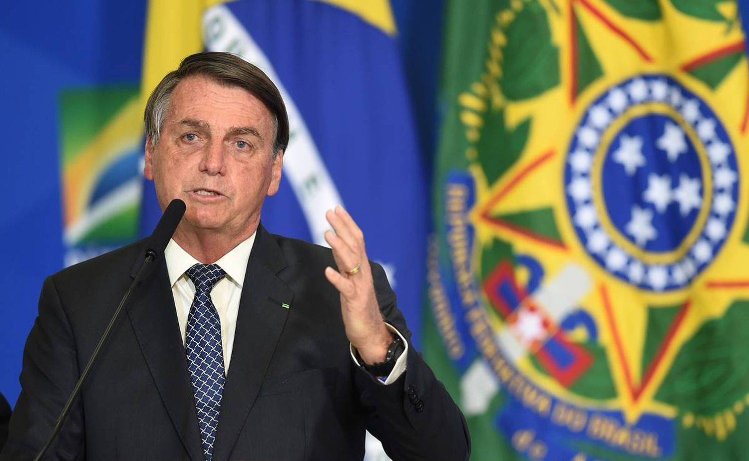 Bolsonaro intentó ingresar a Brasil joyas valoradas en 3,2 millones de dólares sin declararlas a la aduana