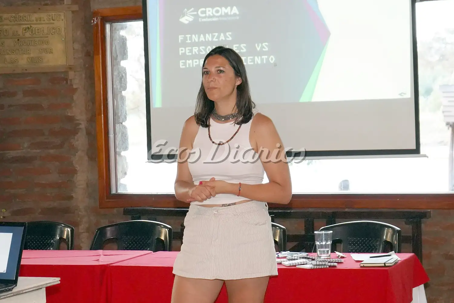 Disertó la asesora Débora Souto, en Cabañas Río Quequén