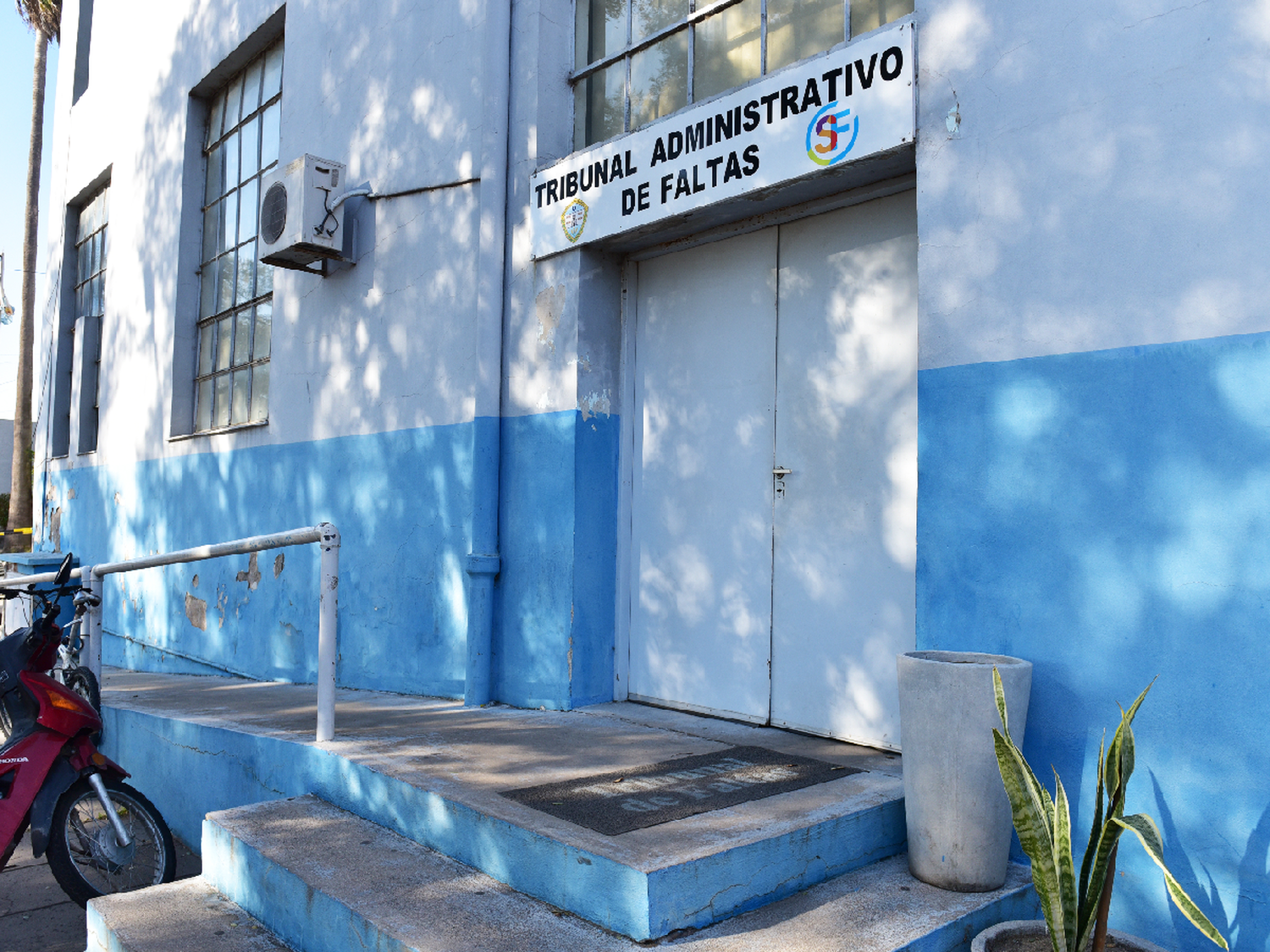 El municipio prorroga por 30 días la vigencia de las licencias de conducir