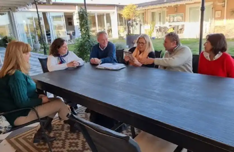 Carrió se reunió con el sector de los intendentes de Juntos por Entre Ríos