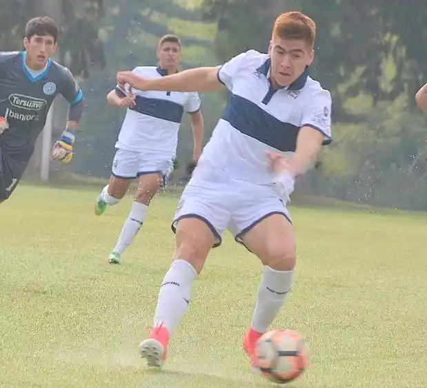 Galván sumó otro festejo y volvió al gol Khalil Caraballo