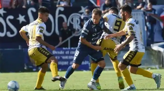 Santamarina se despidió a tono con su temporada