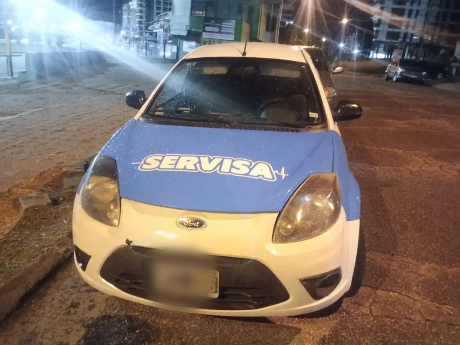Lo descubrieron cuando intentaba abrir un auto de la empresa Servisa