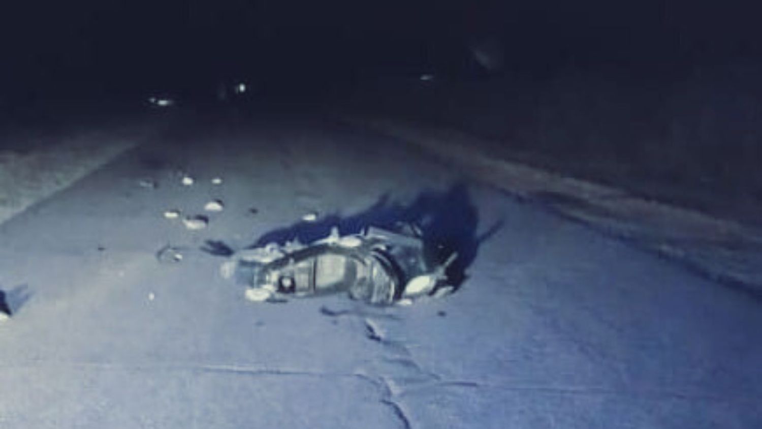 El hombre circulaba en una Honda Biz hasta que cayó y perdió la vida.