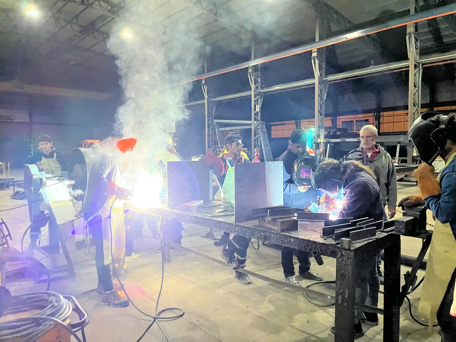 Última clase práctica del curso de soldadura inicial en Venado