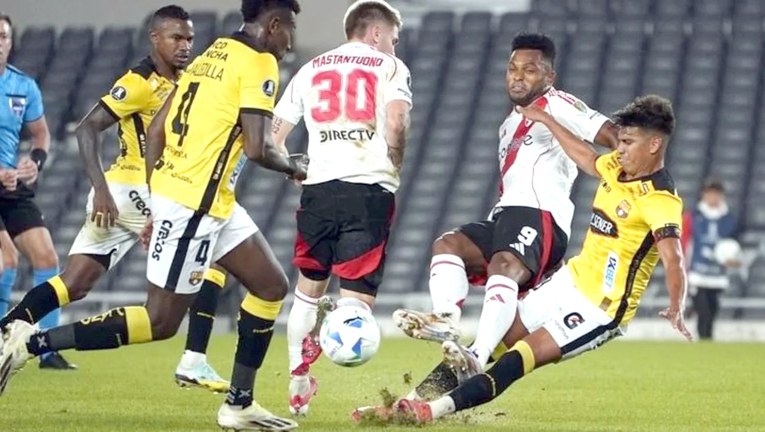 Paulo Díaz le dio el triunfo a River en la primera fecha de la Copa. Fotos: River