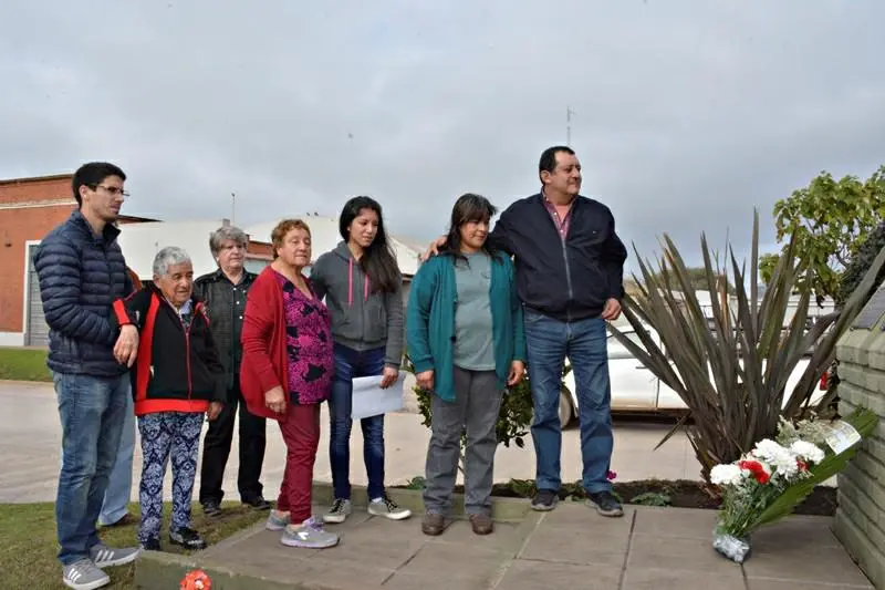 En un emotivo acto se recordó a las victimas del tornado