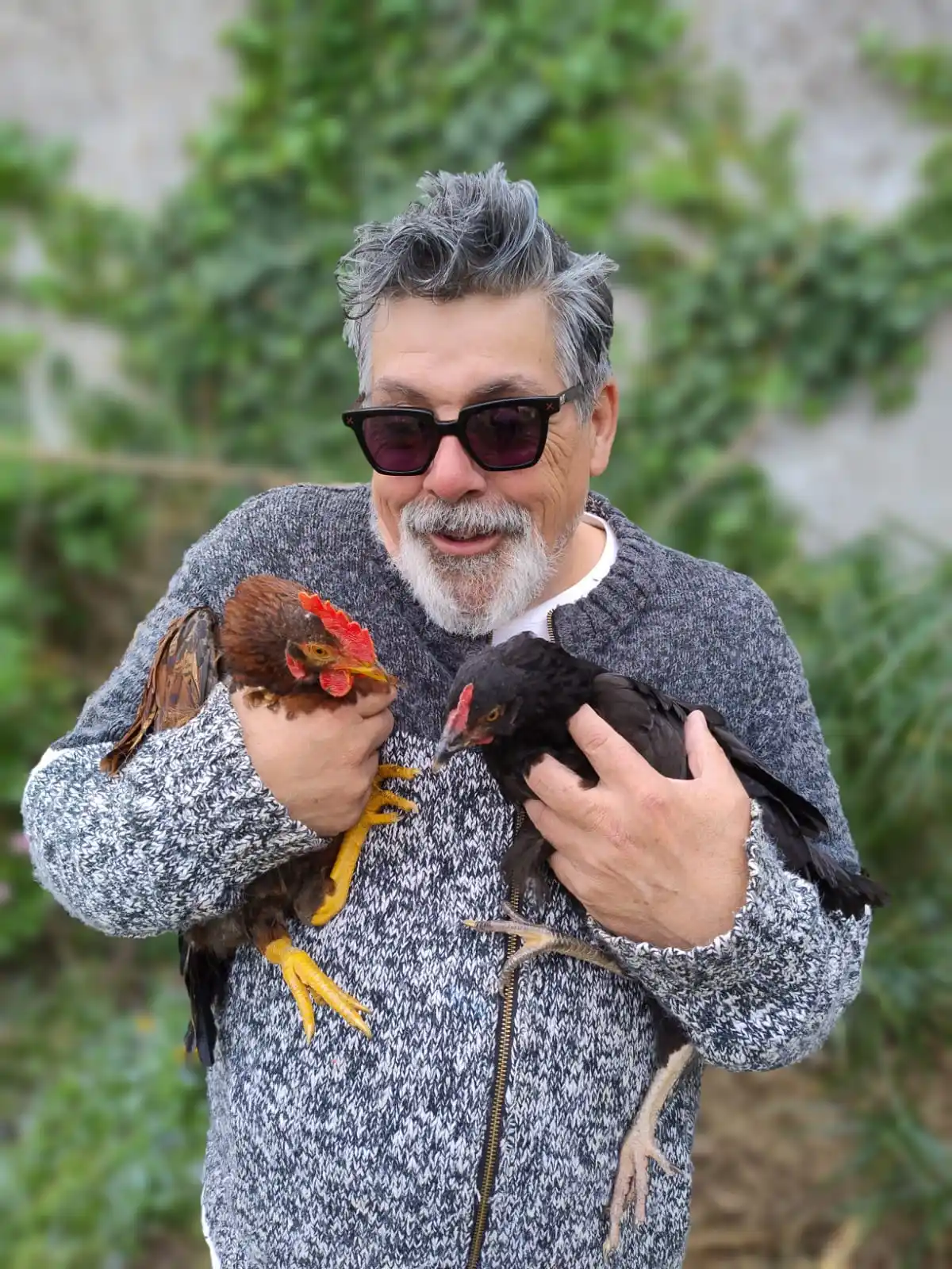 Se trata de un unipersonal escrito y dirigido por Adriana Derosa, e interpretado por el actor Héctor Negro.