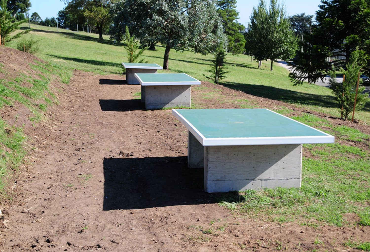 Piden trasladar las mesas de ping pong a la zona del Lago del Fuerte