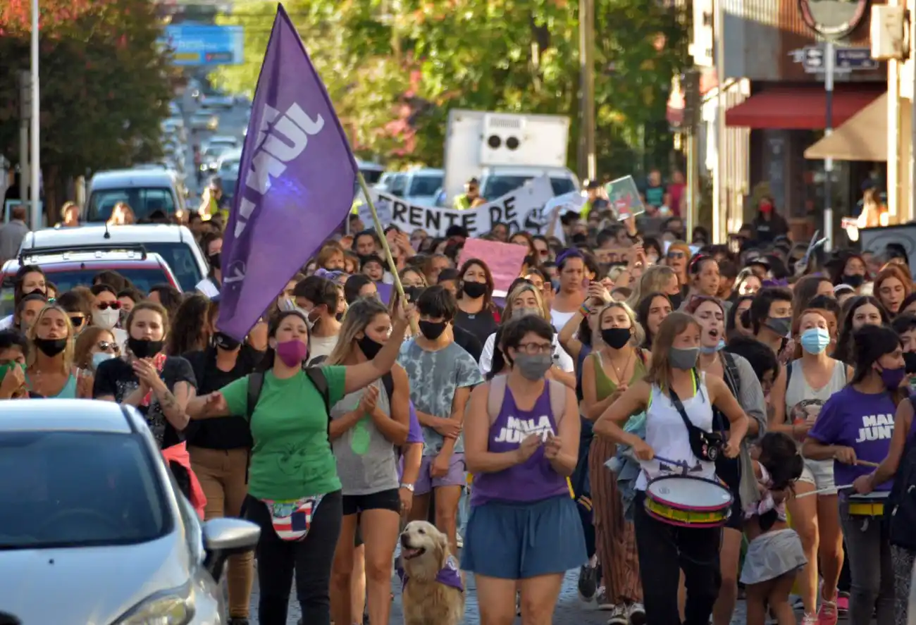 Con duras críticas contra las instituciones, marcharon para pedir justicia por Úrsula