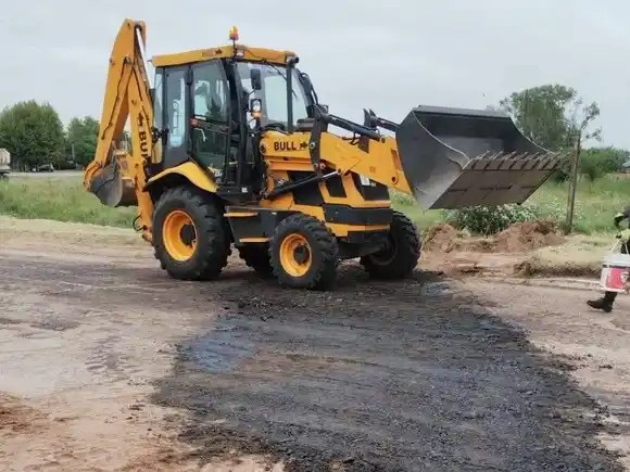 Acusan a Egüen de sabotear el regreso del tren a Pedernales: en pleno reclamo, el municipio ordenó tapar las vías