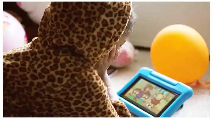 Una niña prisionera del COVID-19: hace cuatro meses que sigue dando positivo