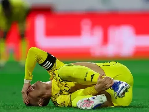 CR7 se recupera de un lesión muscular en Riad, la capital árabe. Foto:AFP