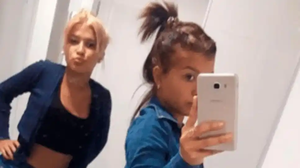 Acusan a dos mellizas de haber asesinado a un amigo durante una fiesta clandestina