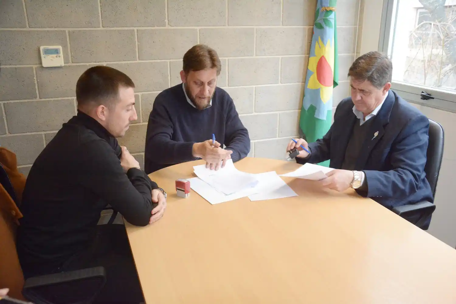 Diego Menéndez junto a Miguel Gargaglione.