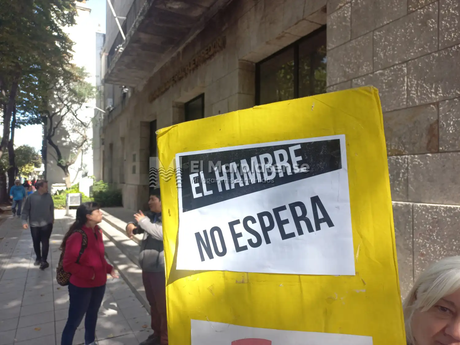 Representantes de distintas organizaciones sociales se reunieron para debatir las posibles soluciones ante el aumento de familias que piden un plato de comida.