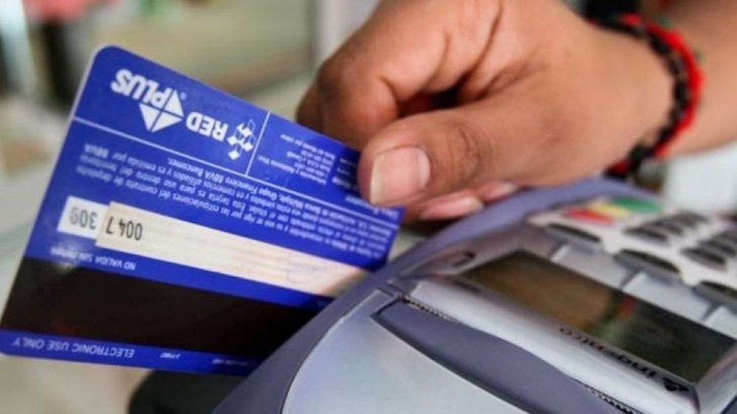 AUMENTA EL MONTO DEL REINTEGRO PARA  CONSUMOS CON TARJETA DE DÉBITO