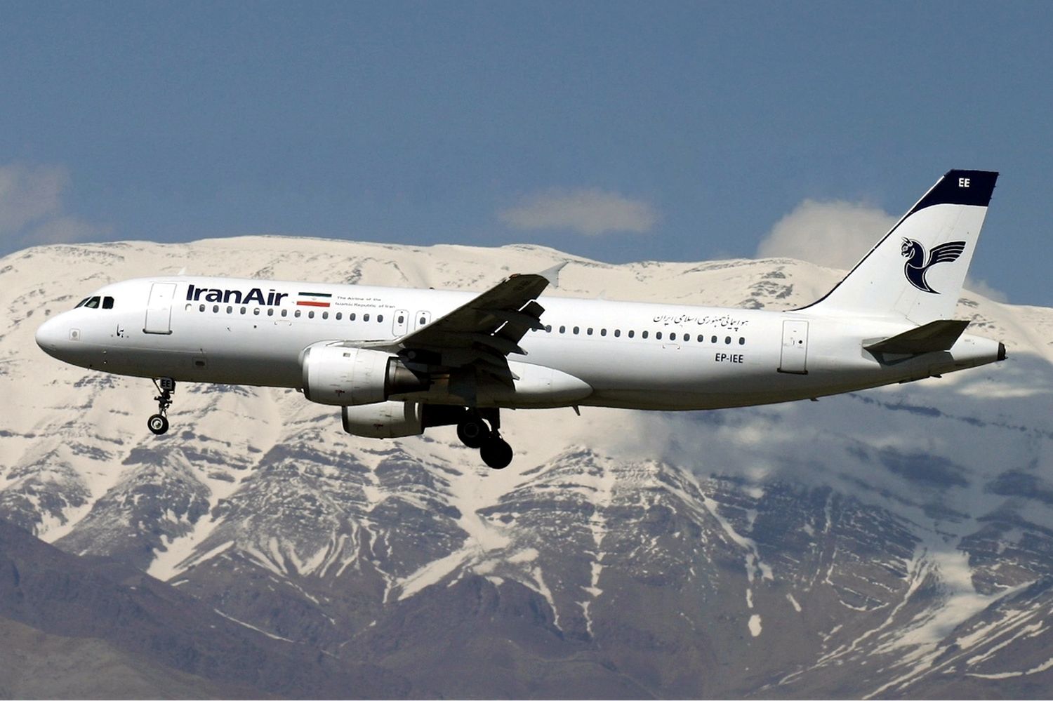 Iran Air inauguró sus vuelos a Rímini, Italia