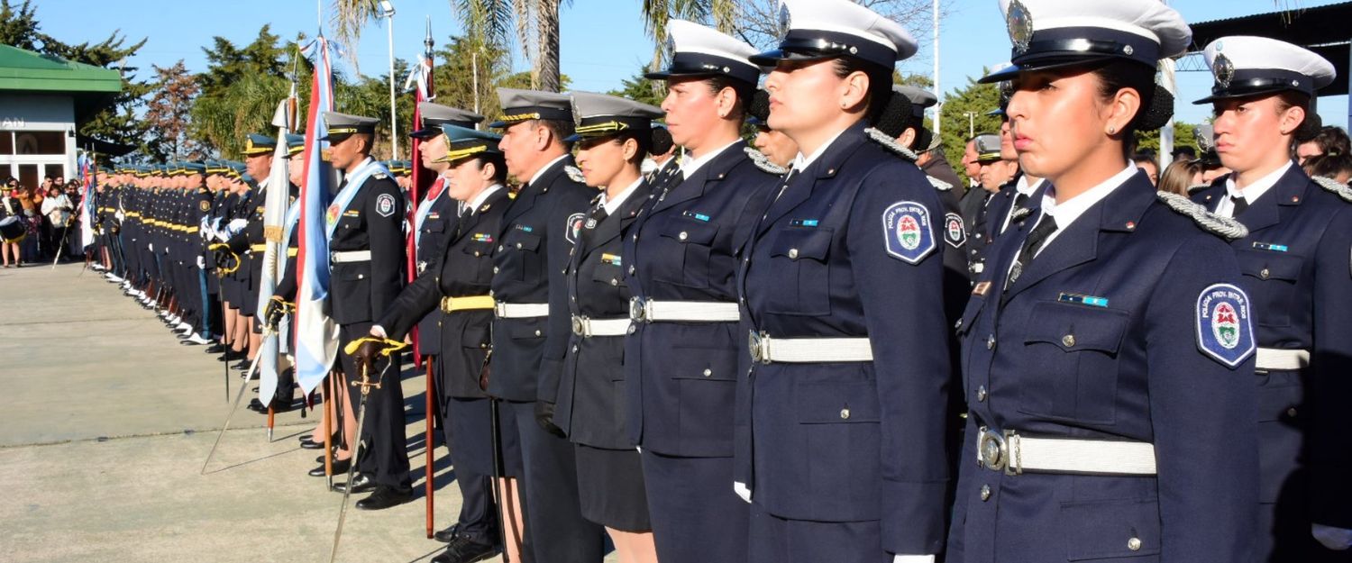 En el día de la bandera 410 futuros Policías de Entre Ríos juraron su lealtad