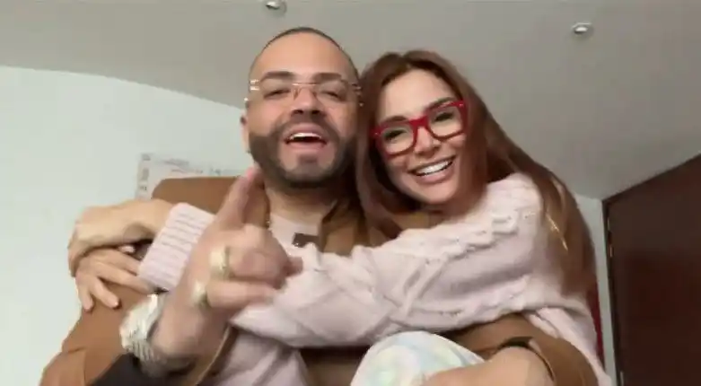 ASÍ DE SOÑADA fue la entrega de la roca de Nacho a Melany Mille