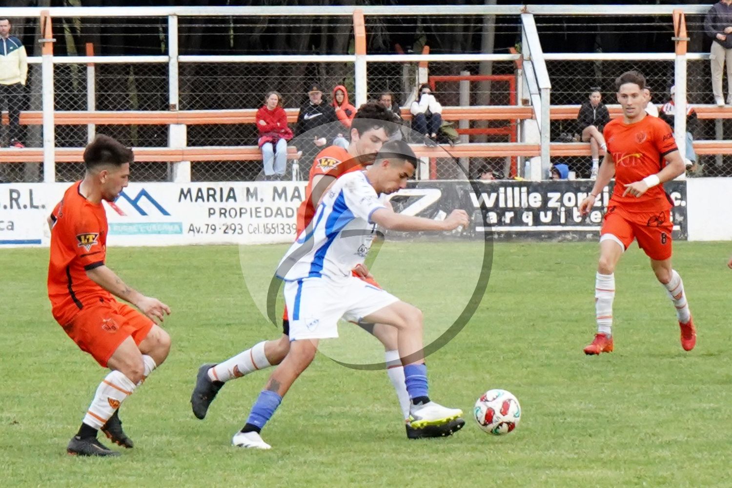 El fútbol necochense deberá esperar una semana más para su regreso
