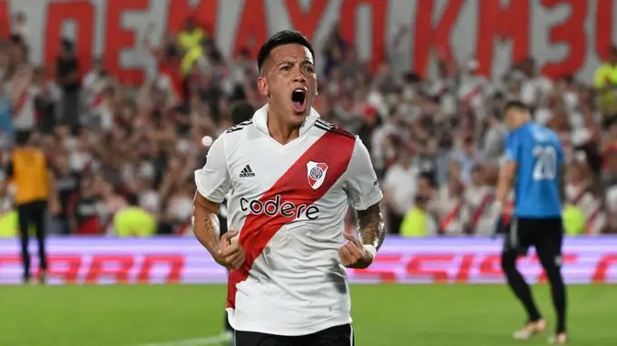 En River, Barco iría por De la Cruz