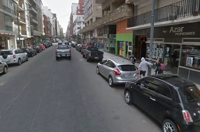 Una riña armada en un boliche céntrico terminó con dos heridos