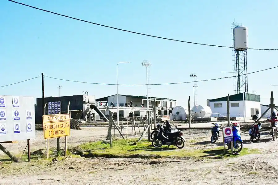 Destacan que la nueva planta de agua
potable de Clorinda “está a punto de terminar”