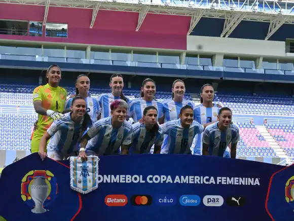 Argentina debutó con victoria ante Uruguay en la Copa América femenina