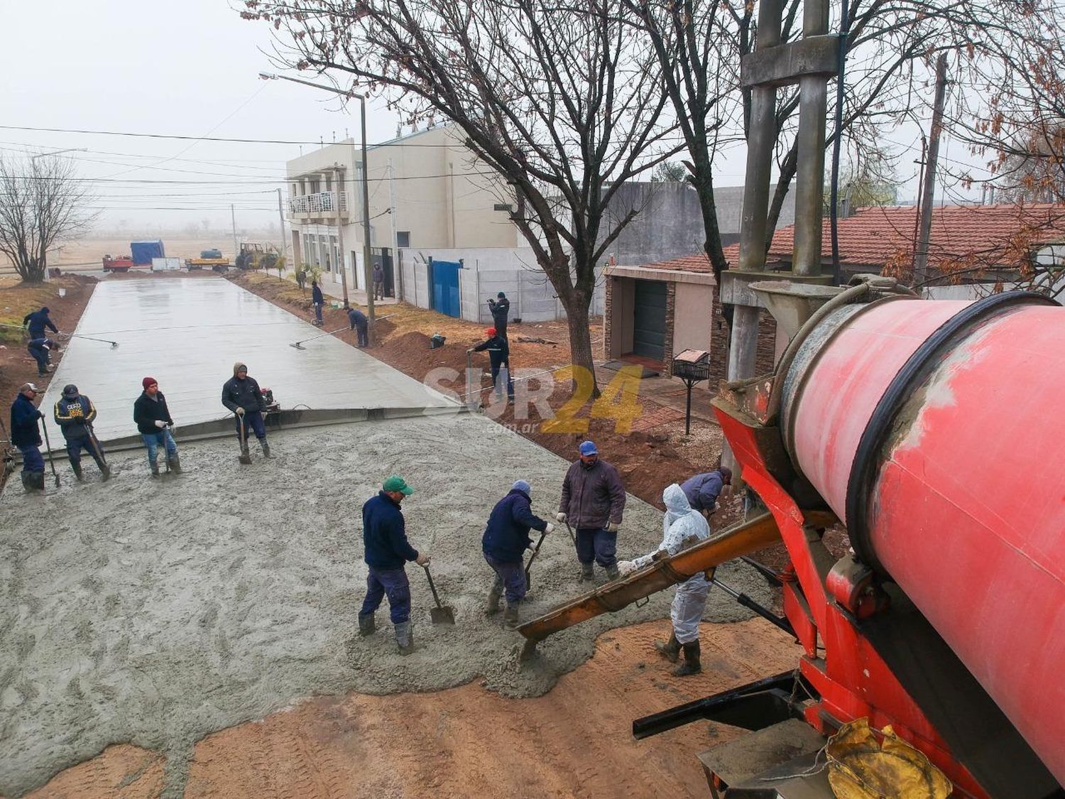 Municipalidad avanza con trabajos de pavimentación