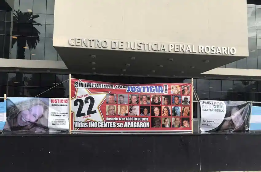 Salta 2141: un tenso momento y filosos silencios reabrieron las heridas previo al inicio del juicio