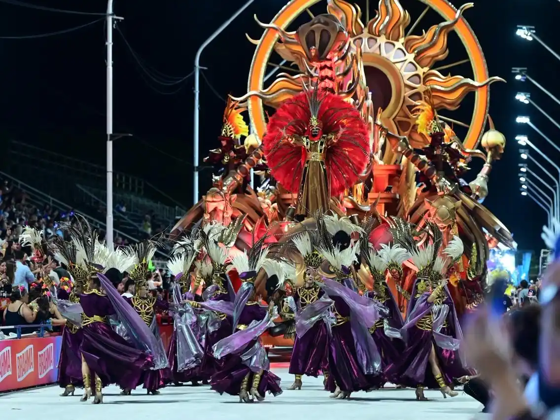 Se anuncia un sábado muy nublado: ¿Cómo estará el clima cuando comience la anteúltima noche de Carnaval?