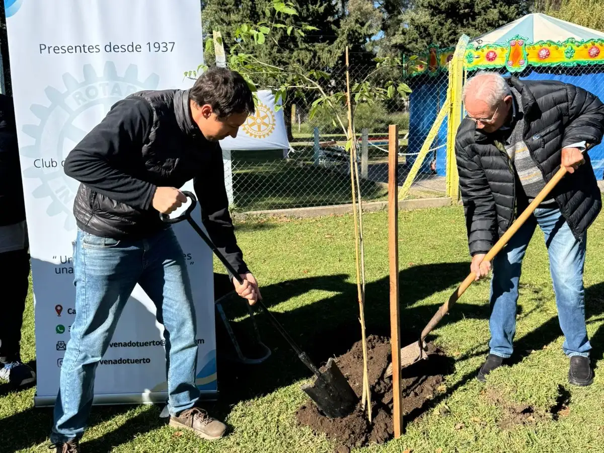 Se plantaron las especies ibirá pitá y lapacho rosado. Foto: Gentileza