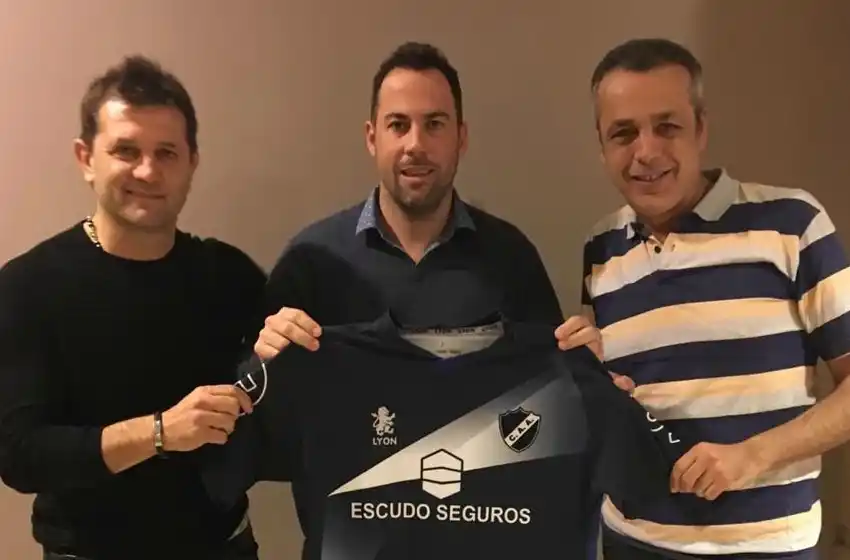 Alvarado tiene un técnico de Primera