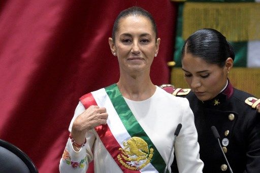 Claudia Sheinbaum jura como LA PRIMERA PRESIDENTA DE MÉXICO