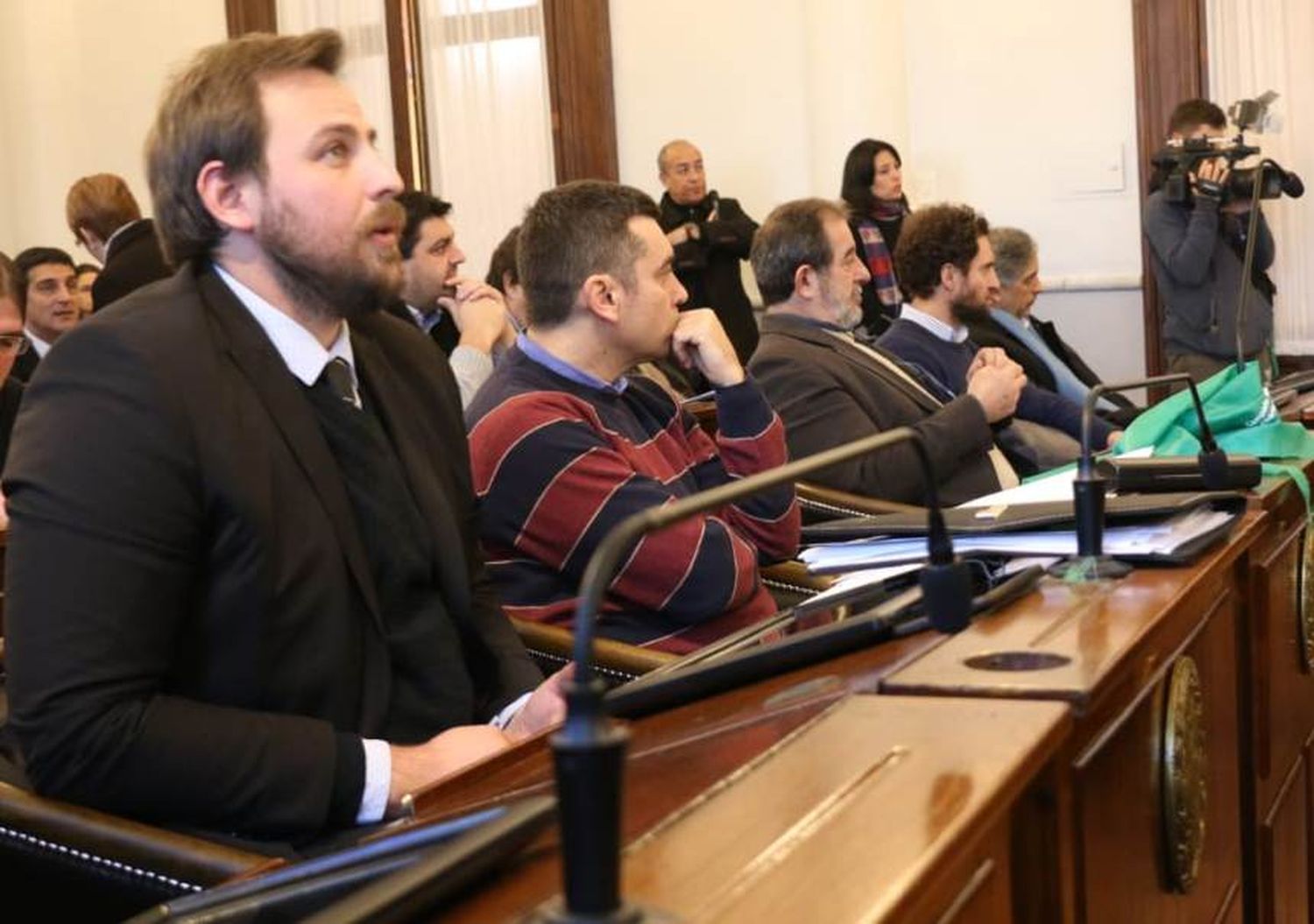 El debate por la reforma política continuará en el Senado