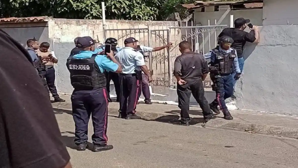 ¿SE VOLVIÓ LOCO? DE ESTA FORMA SANGRIENTA hombre asesina a 2 mujeres en Puerto Ordaz