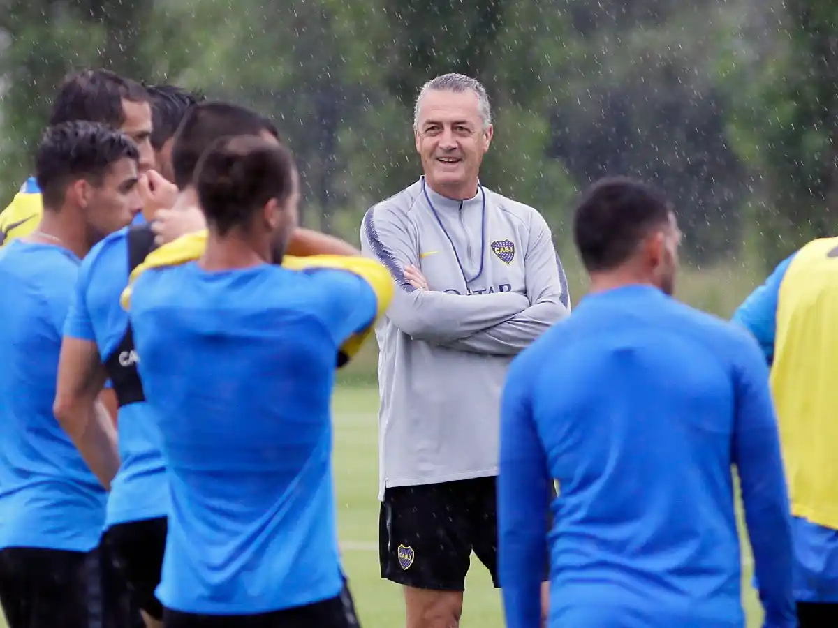Alfaro planea cinco cambios