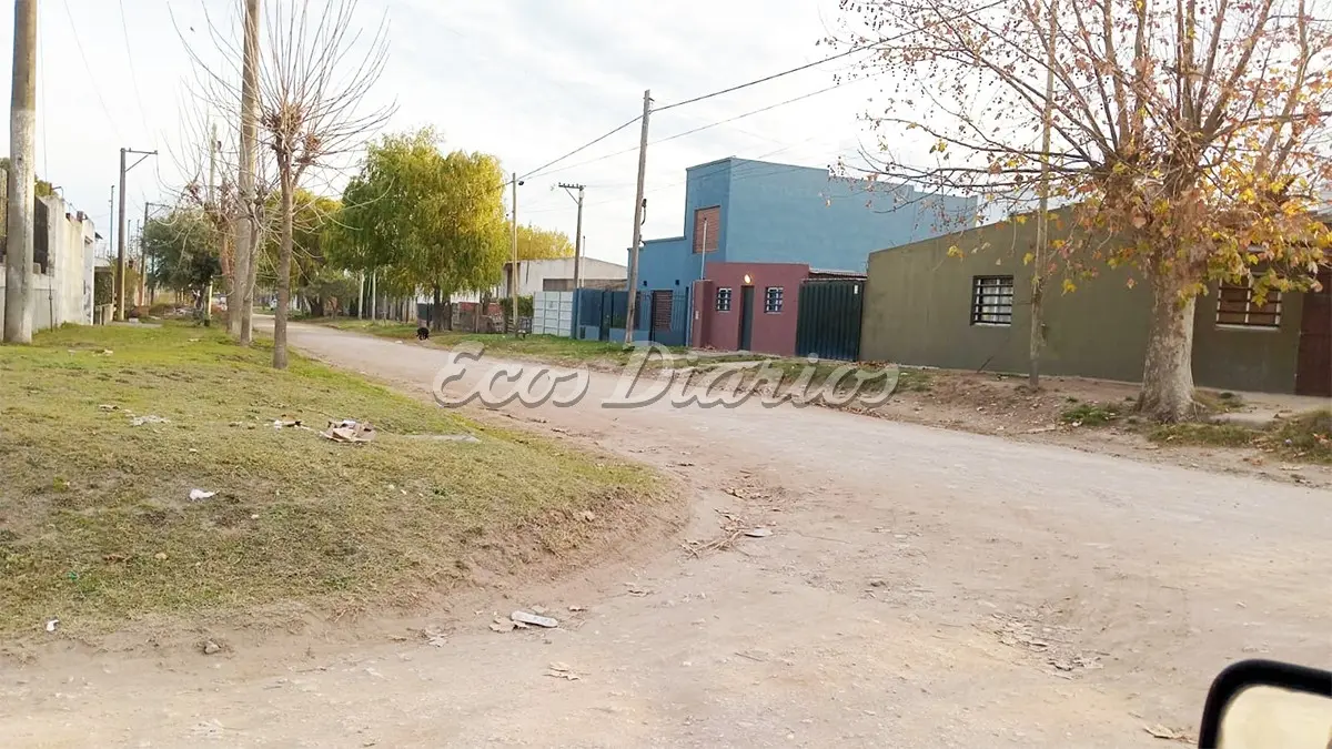 Robos y episodios de violencia azotan a vecinos de un barrio