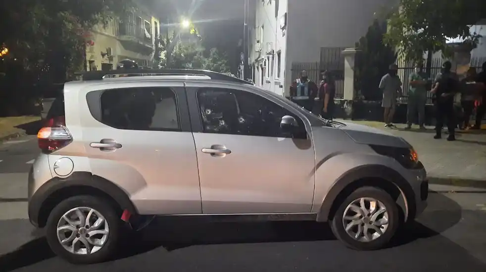 Balearon en el abdomen a un policía durante tiroteo