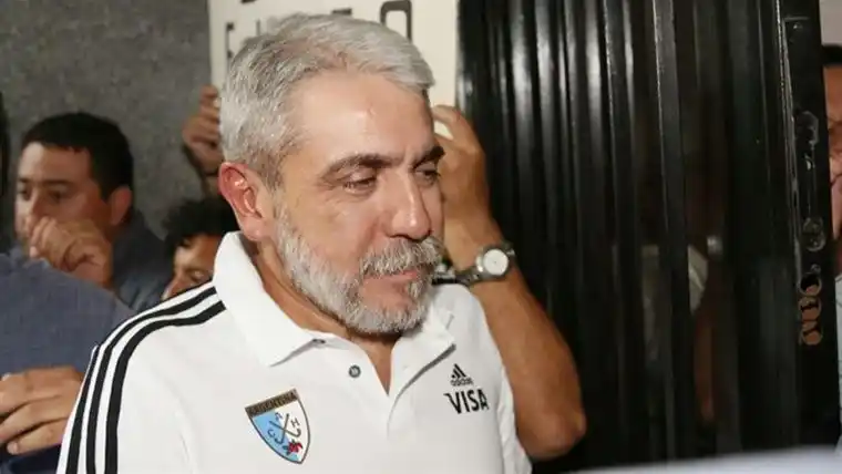 Fernández renunció a la Confederación Argentina de Hockey