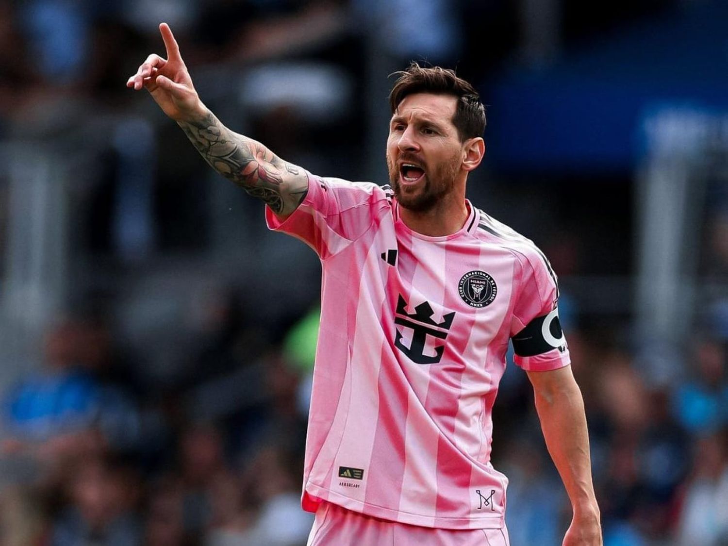 Messi brilló con dos goles y una asistencia en Montreal