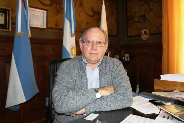 Federico Bogdan: "La torre de telefonía la vamos a hacer"
