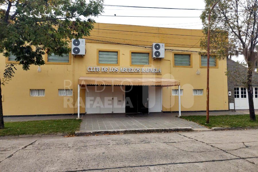 Club de los Abuelos de calle Palmieri en conflicto con vecinos por ruidos molestos