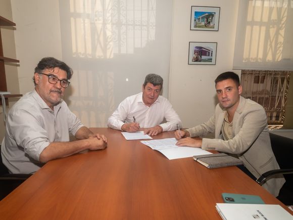 IAPV y Sidecreer firman un convenio para fortalecer la cooperación institucional