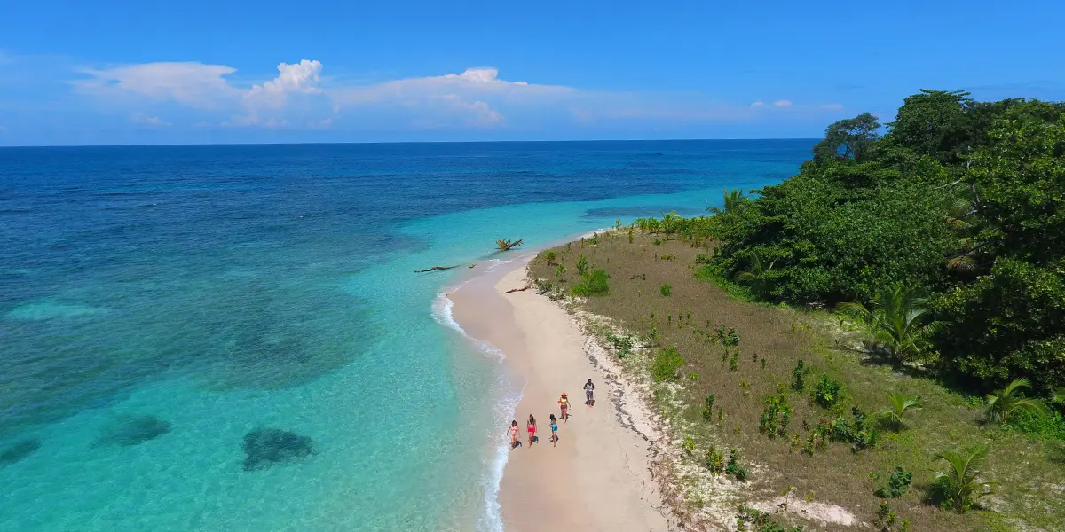 Playas paradisíacas e islas en el país del canal más famoso