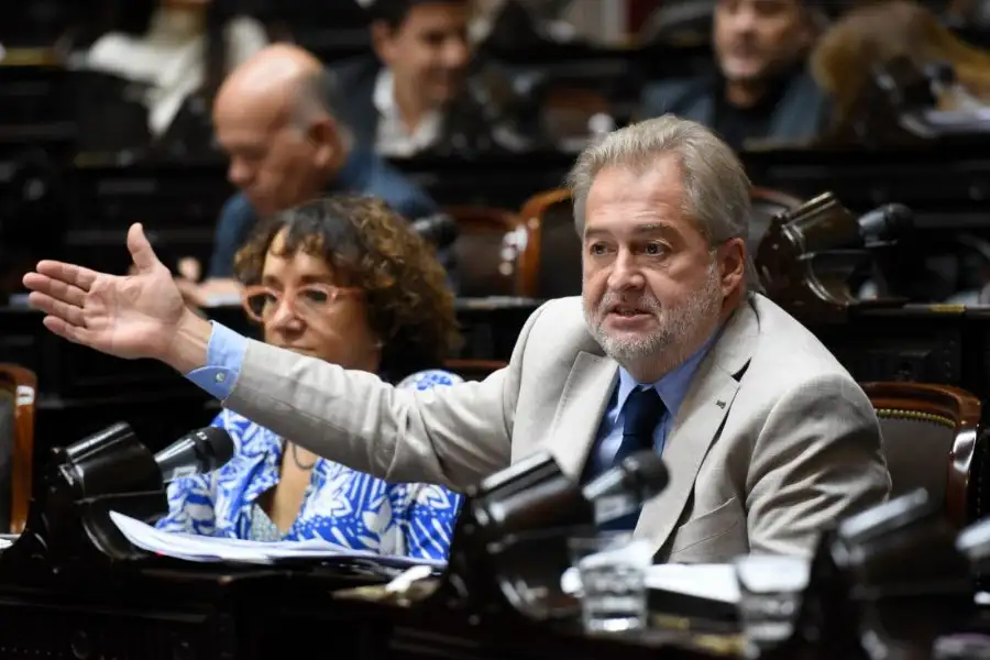El diputado Roberto Mirabella autor del proyecto